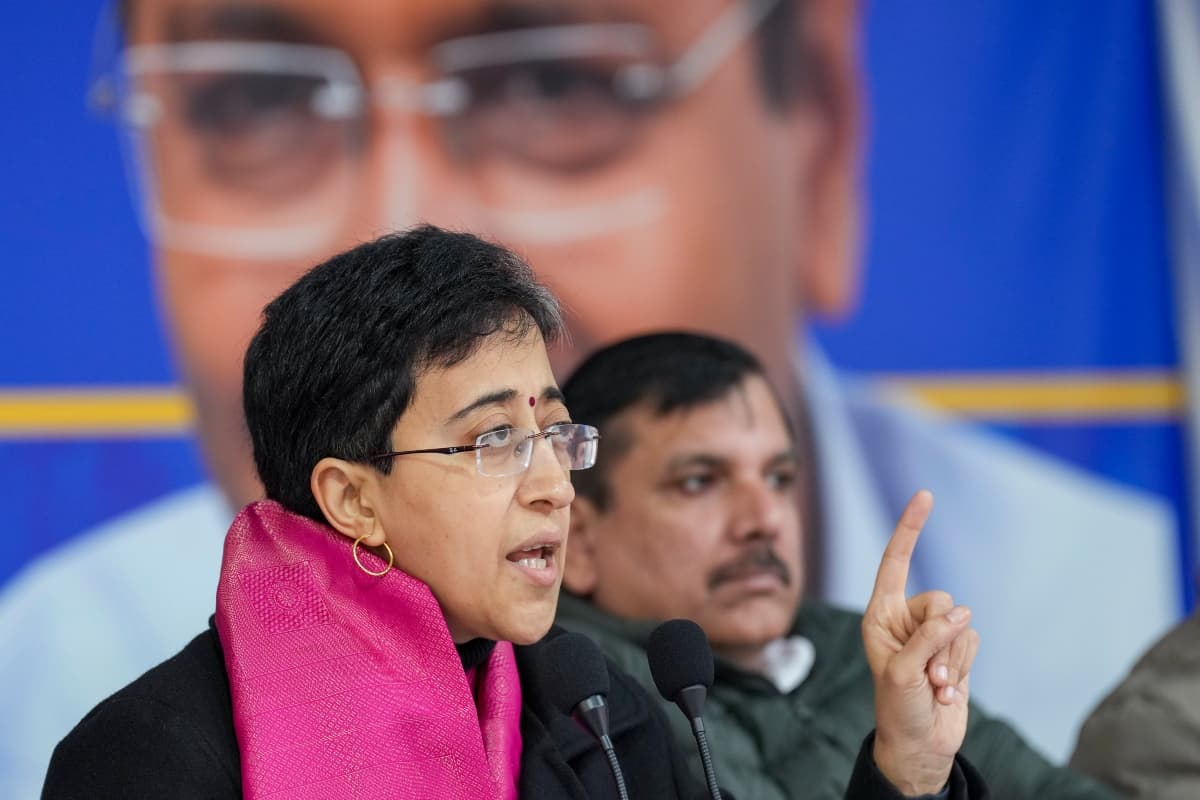 ‘मुझे दो बार CM आवास से बाहर निकाला’, चुनाव की तारीखों के ऐलान के बाद सीएम आतिशी का पहला बयान, बीजेपी पर जोरदार हमला