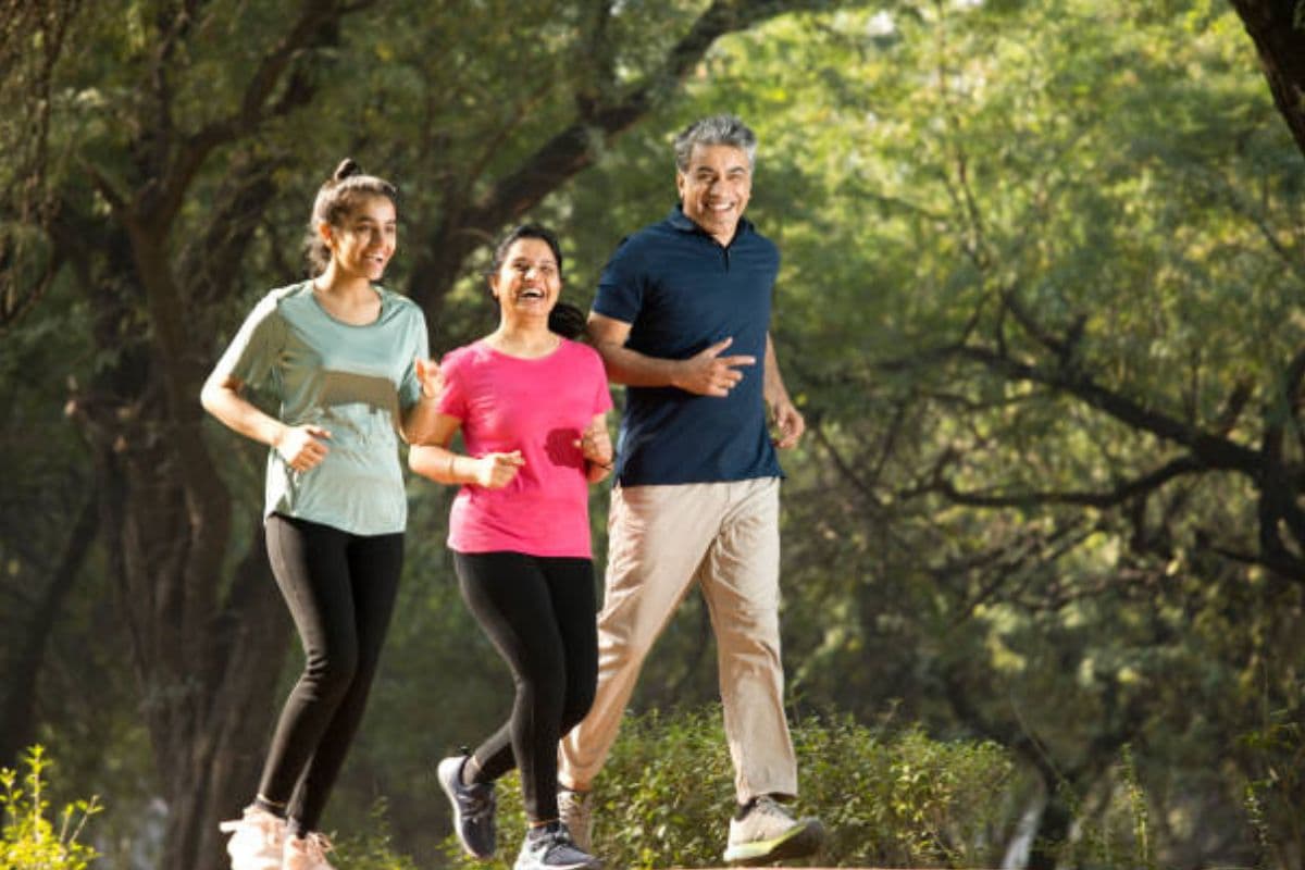 Fitness Mantra: रोजाना चलें 11 मिनट पैदल, मौत का खतरा होगा कम, साइंस भी कर चुका है कुबूल