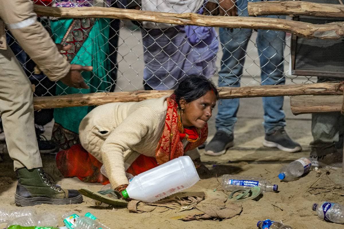 Mahakumbh Stampede : महाकुंभ हादसे के बाद एक्शन में सीएम योगी, देर रात बुलाई बैठक