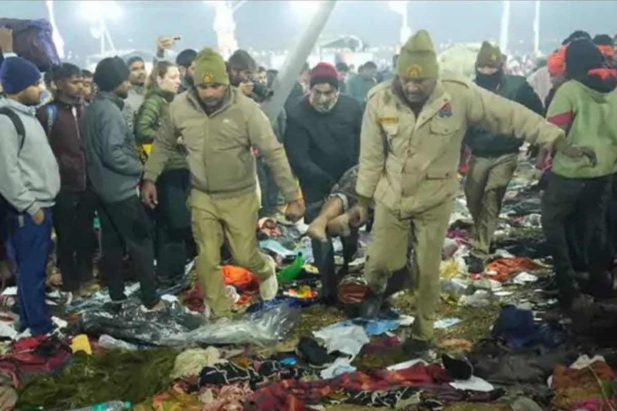 Mahakumbh: भगवान के दूत बन कर पहुंचे पुलिस के जवान, जानें घायलों को अस्पताल पहुंचाने के लिए कैसे बनाया ग्रीन कॉरिडोर