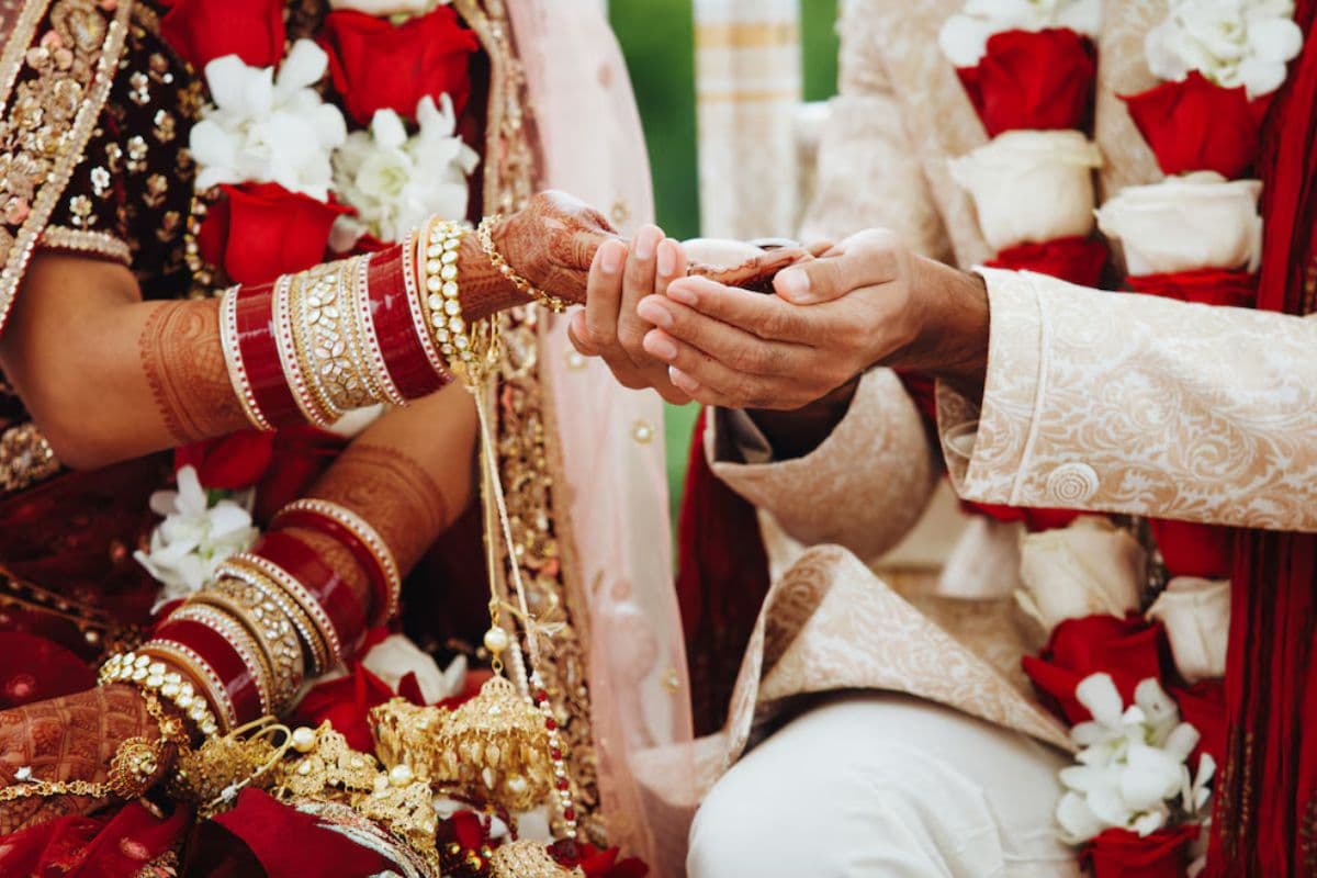 Rental Wives: भारत में यहां किराए पर मिलती हैं महिलाएं, खूबसूरती देखकर लगती है बोली