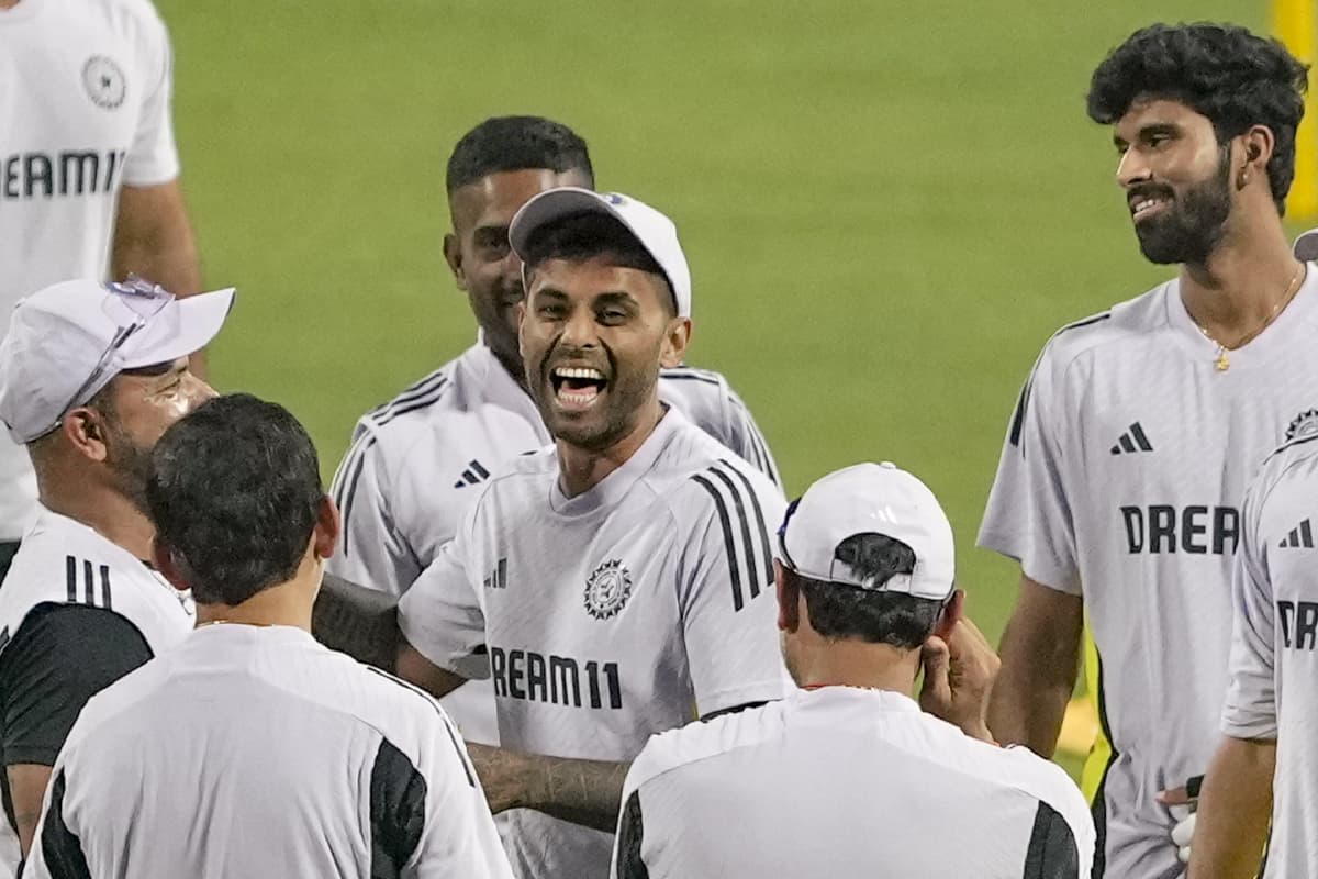 IND vs ENG tickets: वनडे और टी20 के लिए ऑनलाइन और ऑफलाइन टिकट कैसे खरीदें