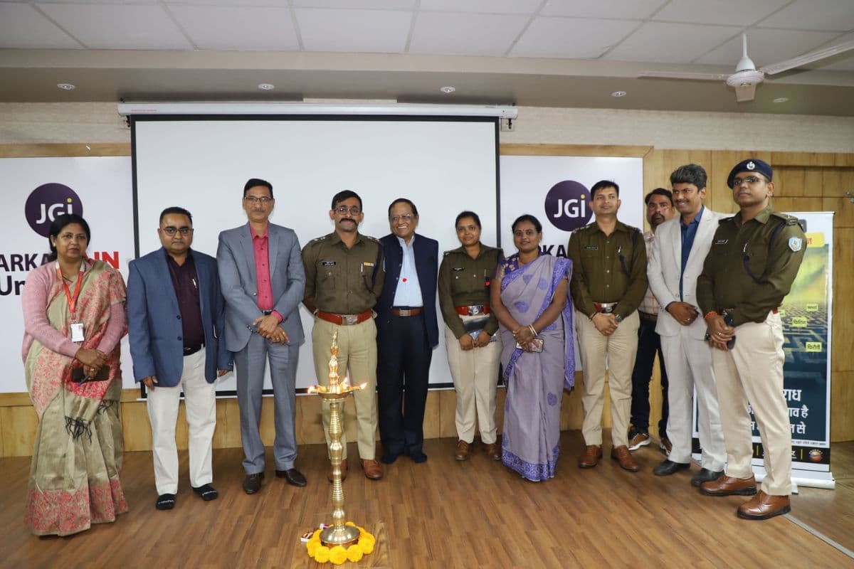 साइबर अपराध के लिए प्रभात खबर का जन आंदोलन शुरू, ग्रामीण SP बोले- डिजिटल अरेस्ट नाम की कोई कार्रवाई नहीं