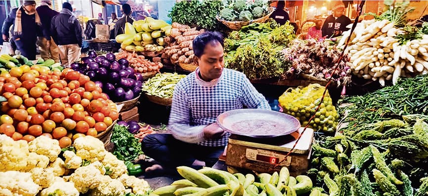 Gopalganj News : प्याज, आलू के साथ हरी सब्जियों के दाम गिरने से लोगों को राहत