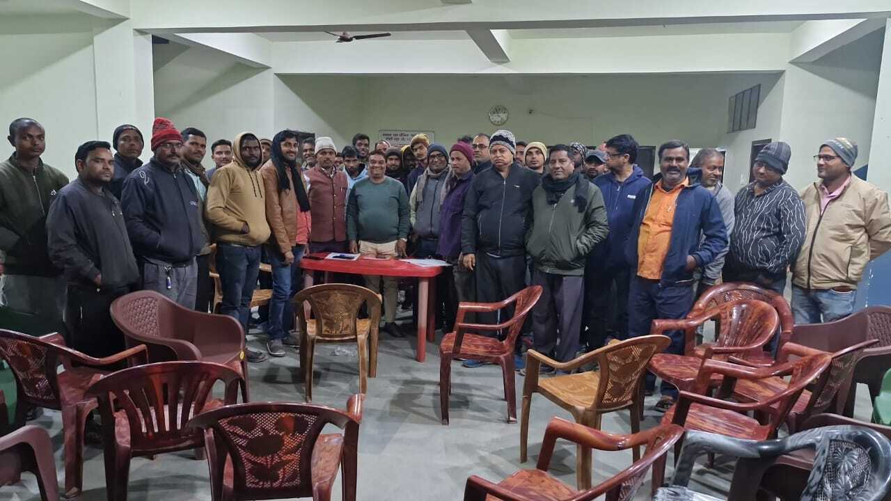 Giridih News: टोल टैक्स की वसूली के खिलाफ हाईकोर्ट में जनहित याचिका दायर करेगा व्यवसायी संघ