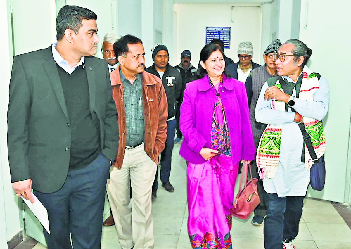 Ranchi News: यूजीसी टीम ने रांची विवि में सुविधाओं की जानकारी ली