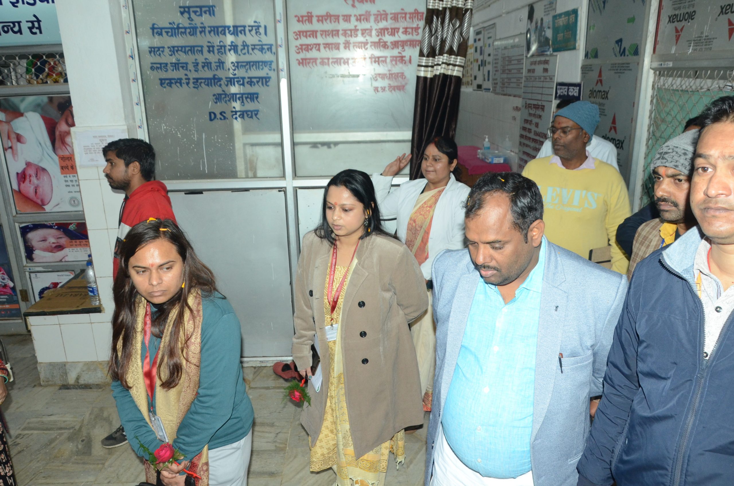 Deoghar news : केंद्रीय टीम ने सदर अस्पताल का किया निरीक्षण, सीएस ने विभाग में मेन पावर की कमी से अवगत कराया