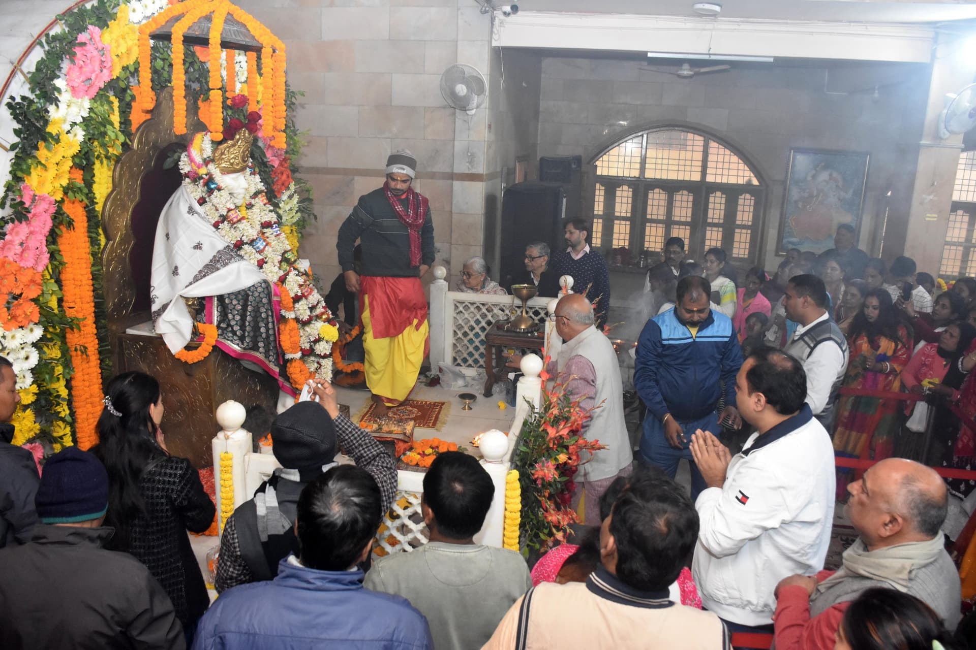 Ranchi News : राजधानी में मना मकर संक्रांति का पर्व