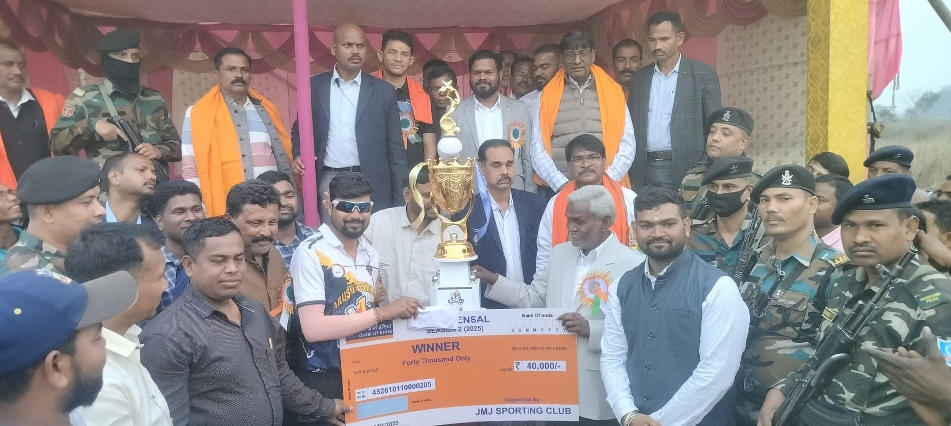 seraikela News : सुरेन्द्र स्पोर्टिंग को हराकर जोगो स्पोर्टिंग चैंपियन