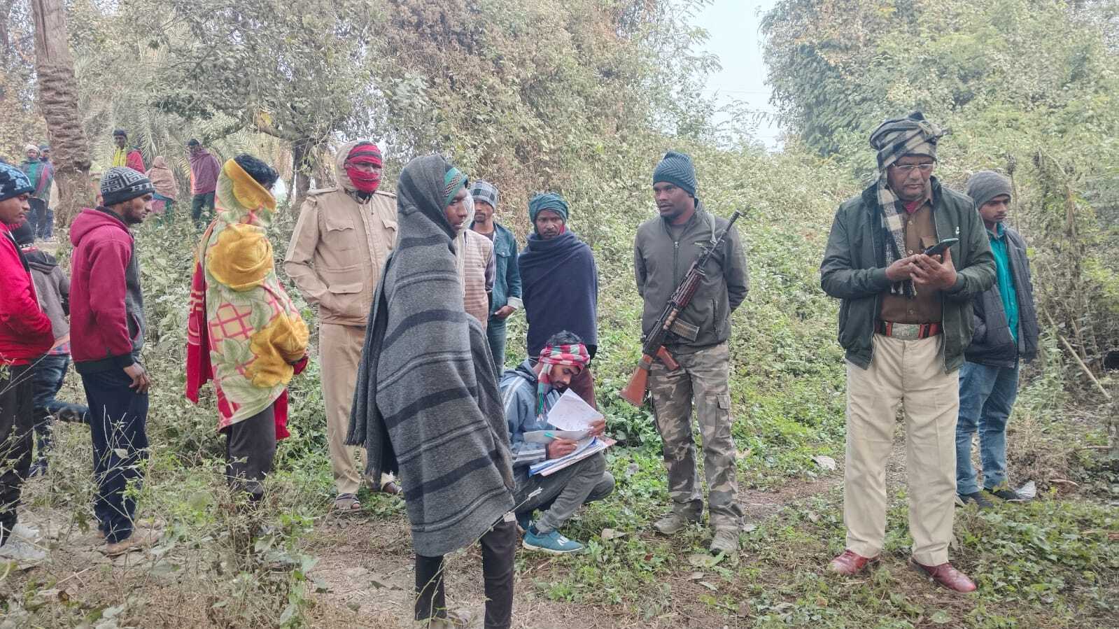 पुल से नीचे गिरा ट्रैक्टर, सवार किशोर की मौके पर मौत