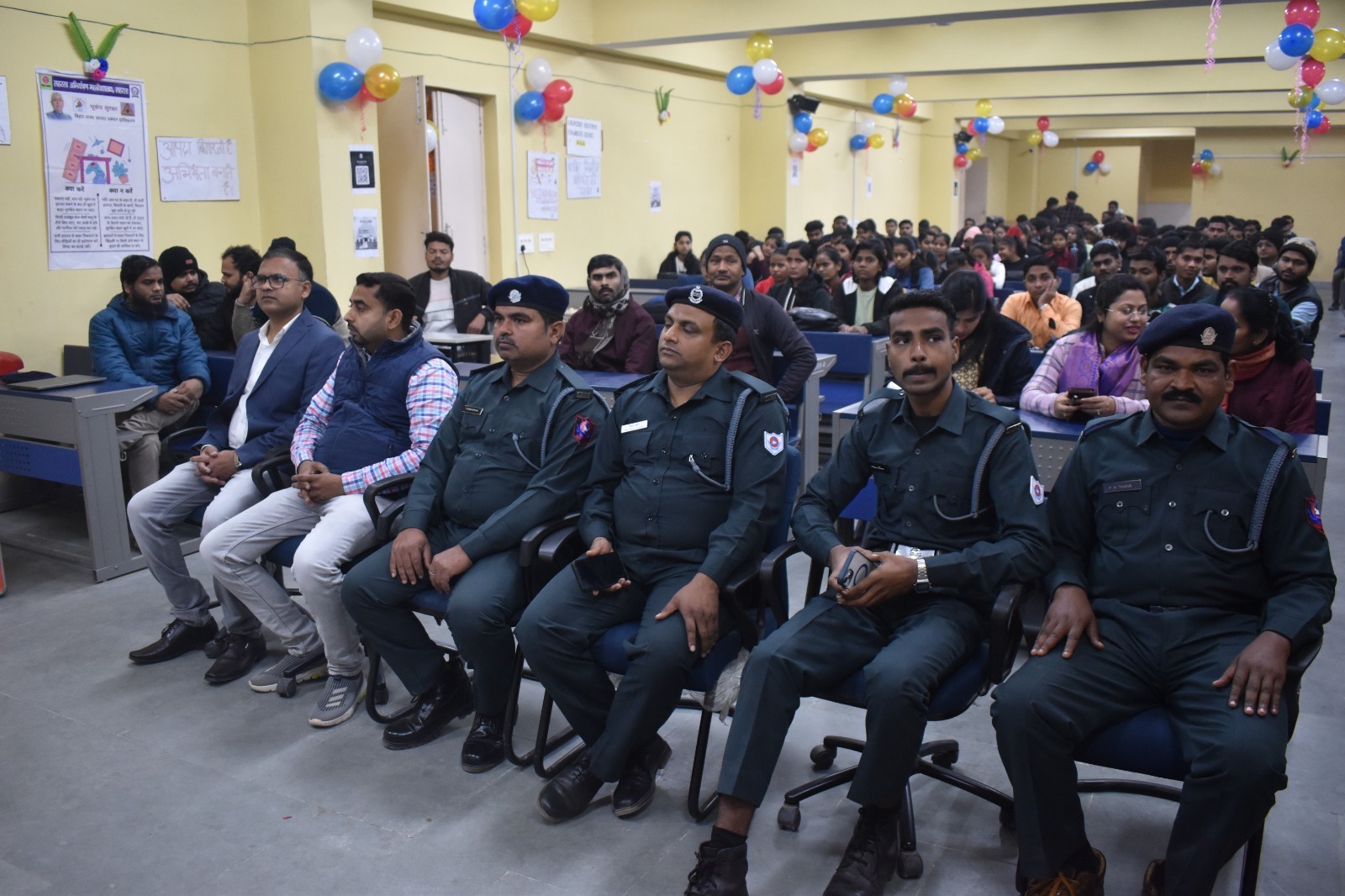 अभियंत्रण महाविद्यालय में भूकंप सुरक्षा पखवाड़ा का हुआ आयोजन