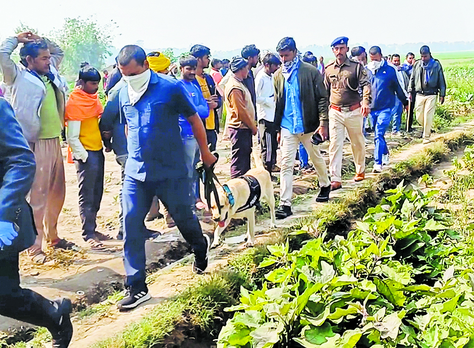 लापता बच्चे का शव पड़ोसी के घर से बरामद