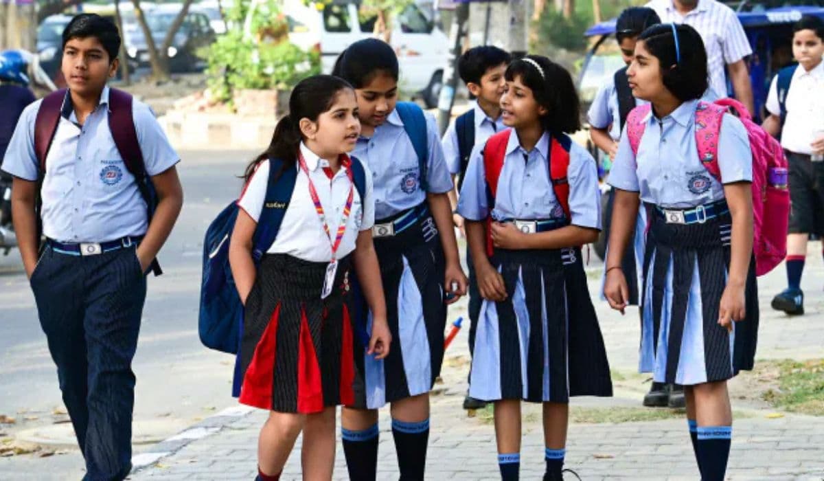 दोहरे नामांकन पर कार्रवाई, पटना में सरकारी स्कूलों से काटे गए 9 हजार से अधिक बच्चों के नाम