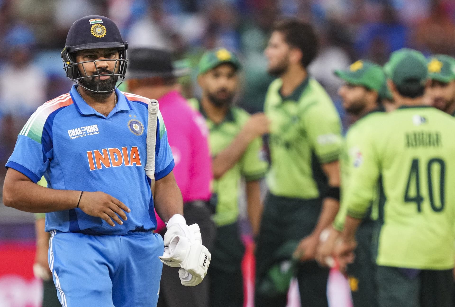 रोहित शर्मा के आउट होते ही लगने लगे ‘पाकिस्तान जिंदाबाद’ के नारे, दुकान पर चला बुलडोजर