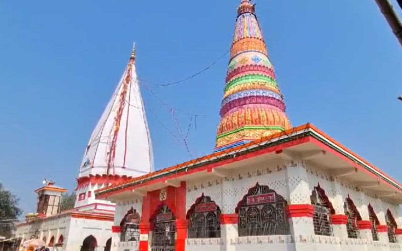 मिनी देवघर के नाम से जाना जाता है बिहार का यह प्रसिद्ध मंदिर, 40 किमी पैदल जाकर चल चढ़ाते हैं श्रद्धालु, जानें महिमा