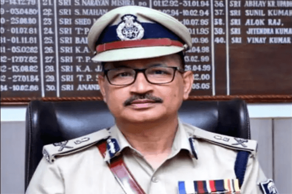 Bihar News: बिहार पुलिस ने शराब, गांजा समेत कई मादक पदार्थ के तस्करों के खिलाफ कसी कमर, डीजीपी ने दिया ये निर्देश