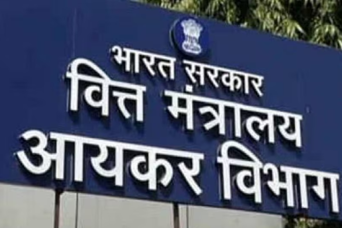 Bihar News: चार जिलों में टैक्स डिपार्टमेंट की छापेमारी,  2 करोड़ से अधिक का माल जब्त