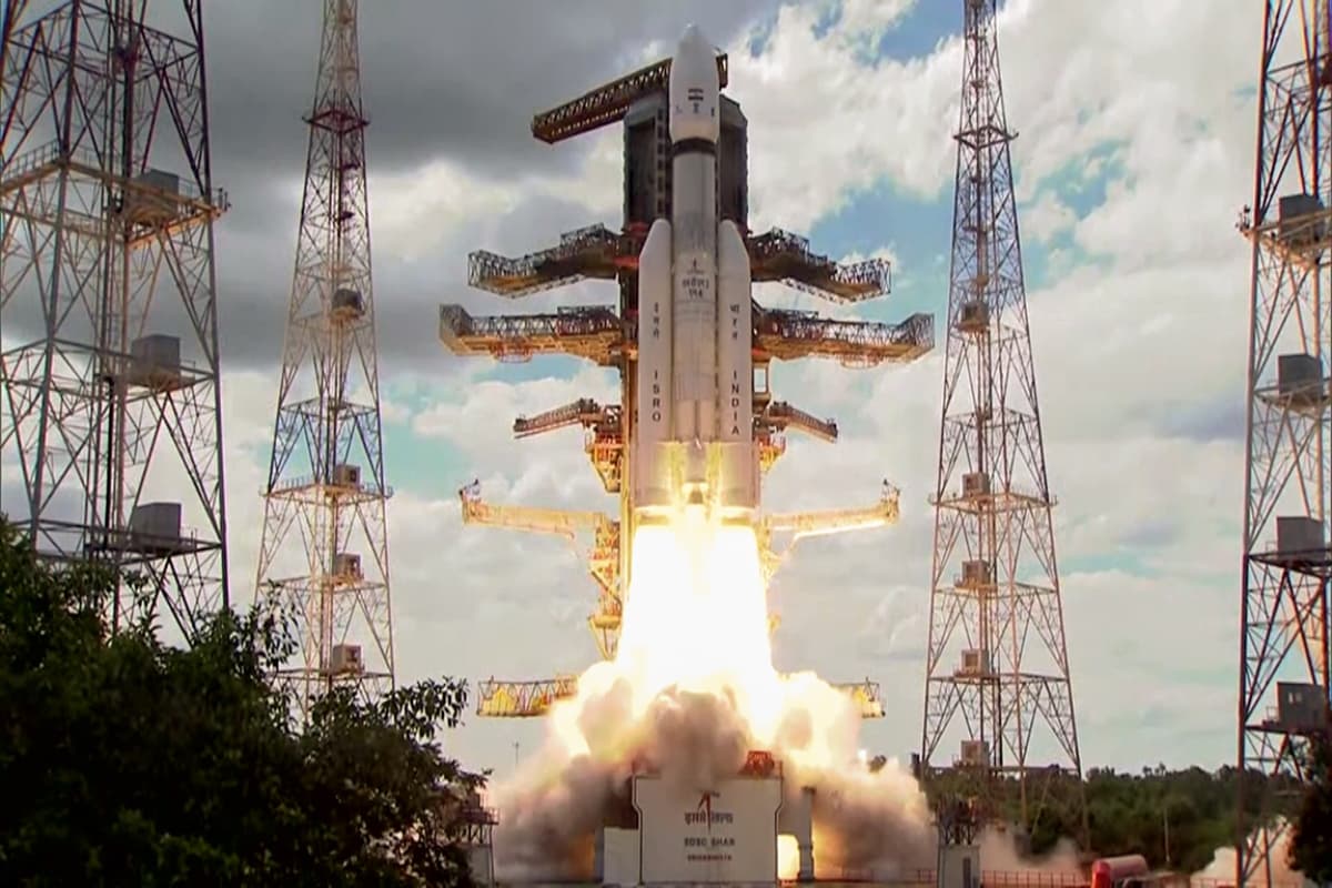 ISRO: स्पेस अनडॉकिंग की सफलता से चंद्रयान मिशन का रास्ता साफ