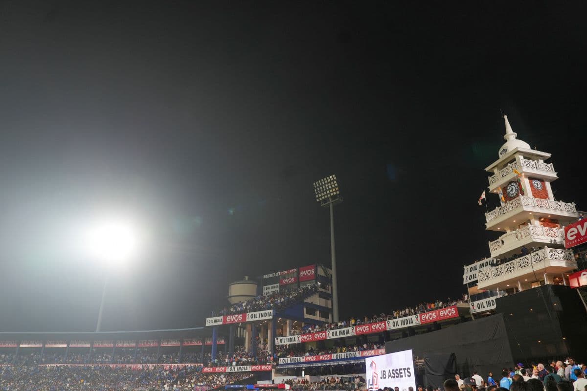 IND vs ENG: भारत-इंग्लैंड मैच में बिजली गुल, बवाल के बाद ओडिशा सरकार ने OCA को भेजा नोटिस