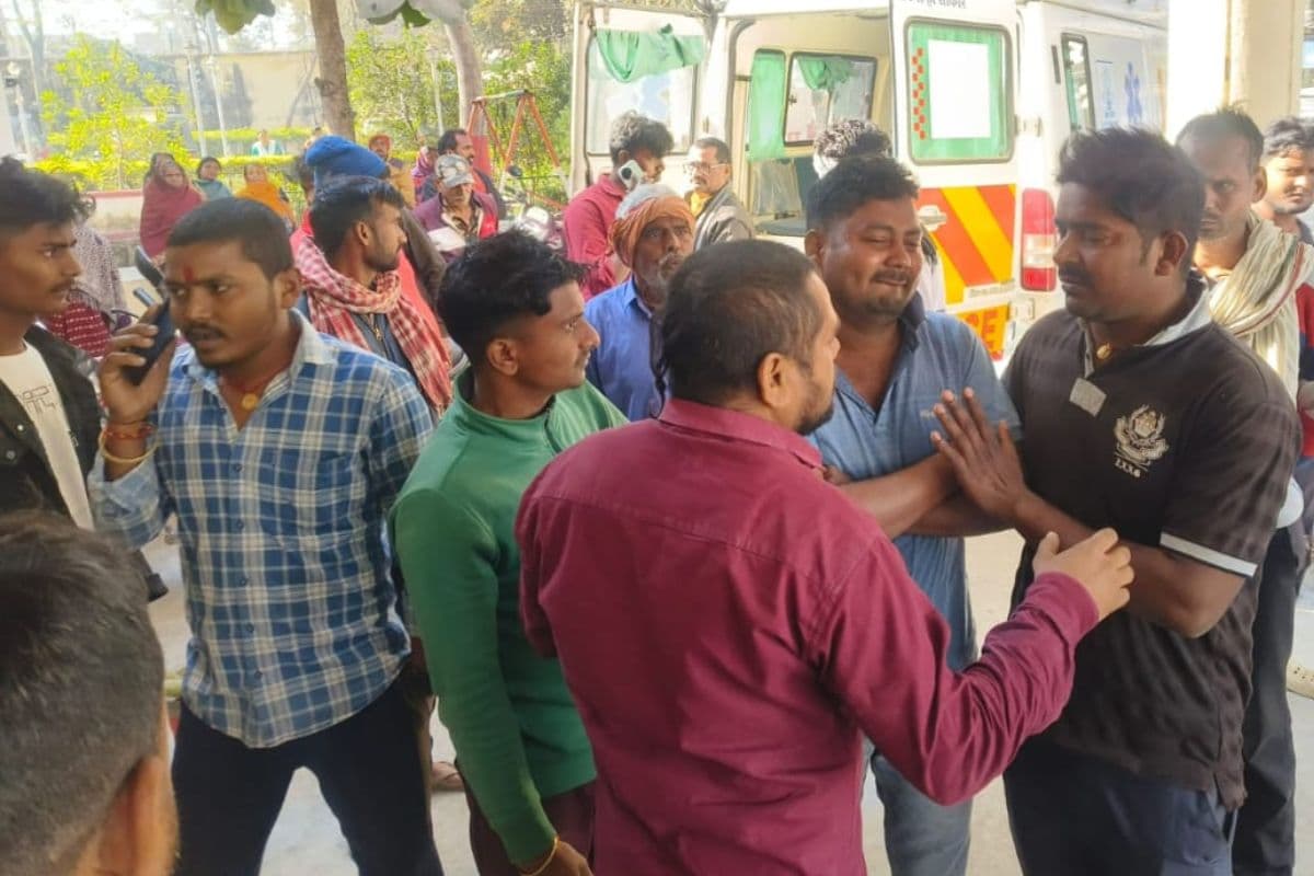 Road Accident: बुझ गया परिवार का इकलौता चिराग, औरंगाबाद में सड़क हादसे में 2 की मौत