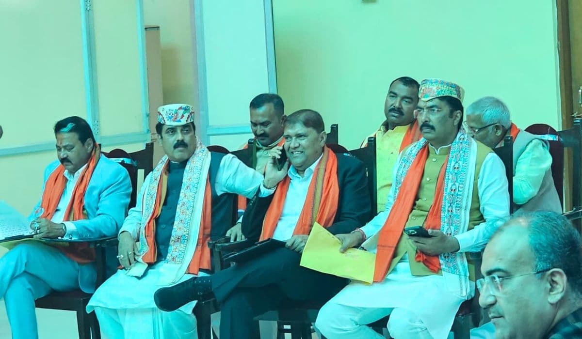 बिहार कैबिनेट में बड़ा फेरबदल! नए मंत्रियों को आज मिलेगा विभाग, इस मंत्री को मिल सकता है भूमि एवं राजस्व विभाग