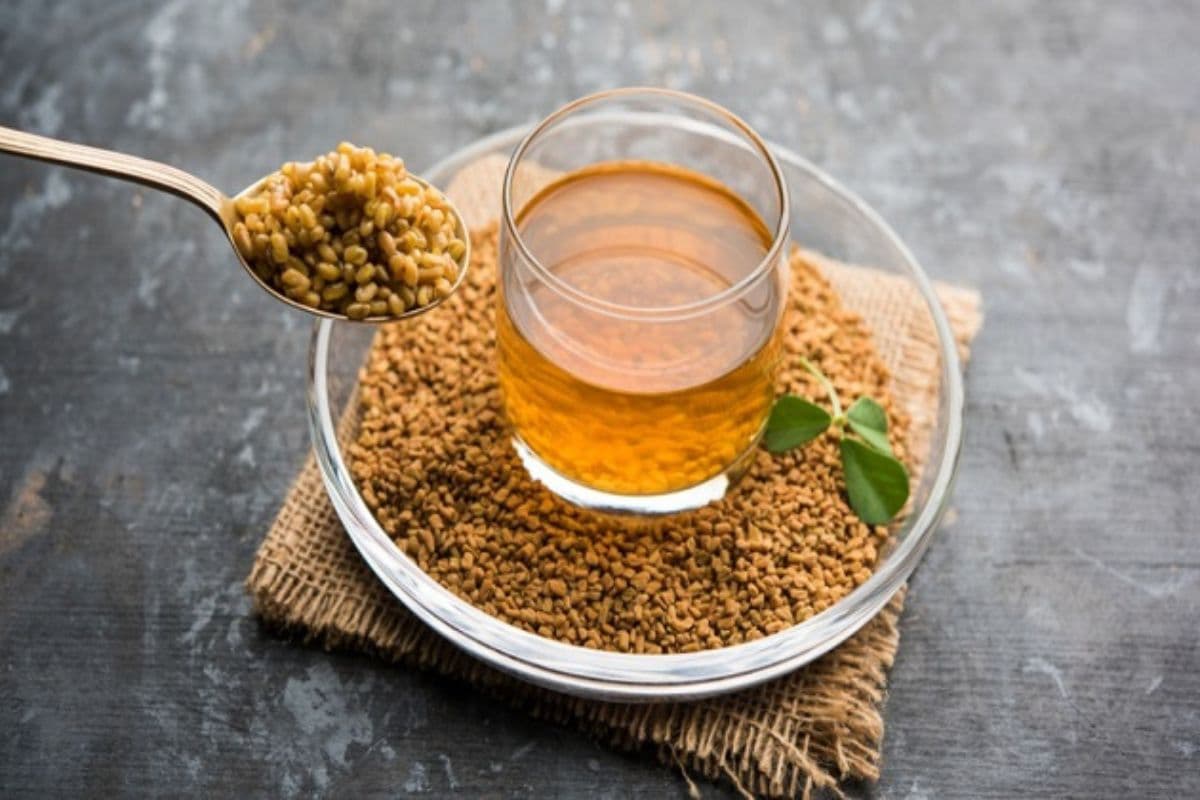 Fenugreek Seeds: सिर्फ एक या दो नहीं बल्कि मेथी के दानों के हैं अनगिनत फायदे, आप भी जानें
