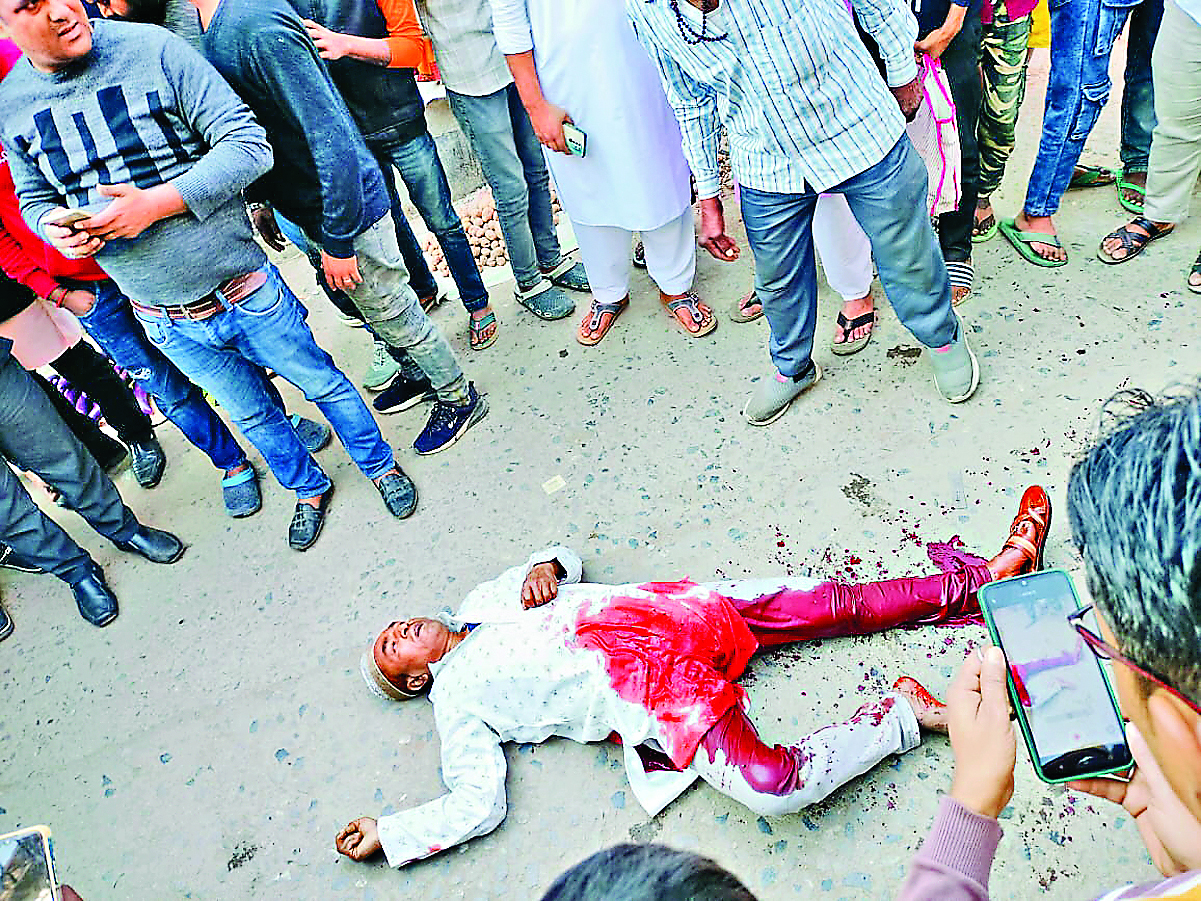 Palamau Crime News : जुमे की नमाज से लौट रहे व्यक्ति की गोली मार कर हत्या, एक गिरफ्तार