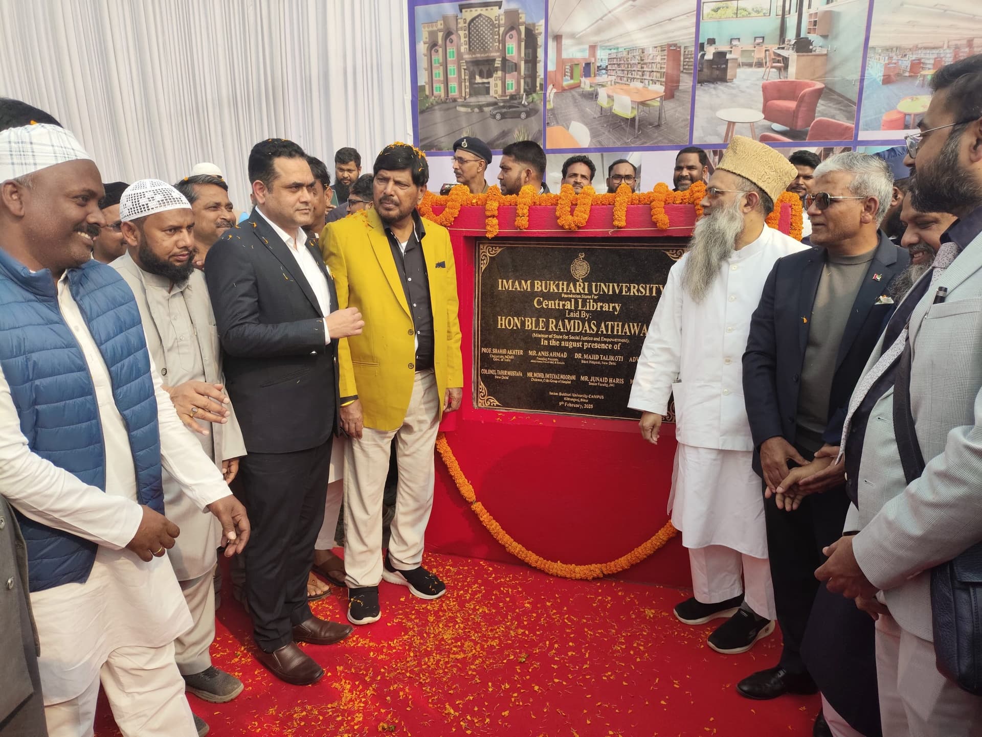 शिक्षा जीवन का आधार है, बिना शिक्षा के मनुष्य का जीवन दिशाहीन – अठावले