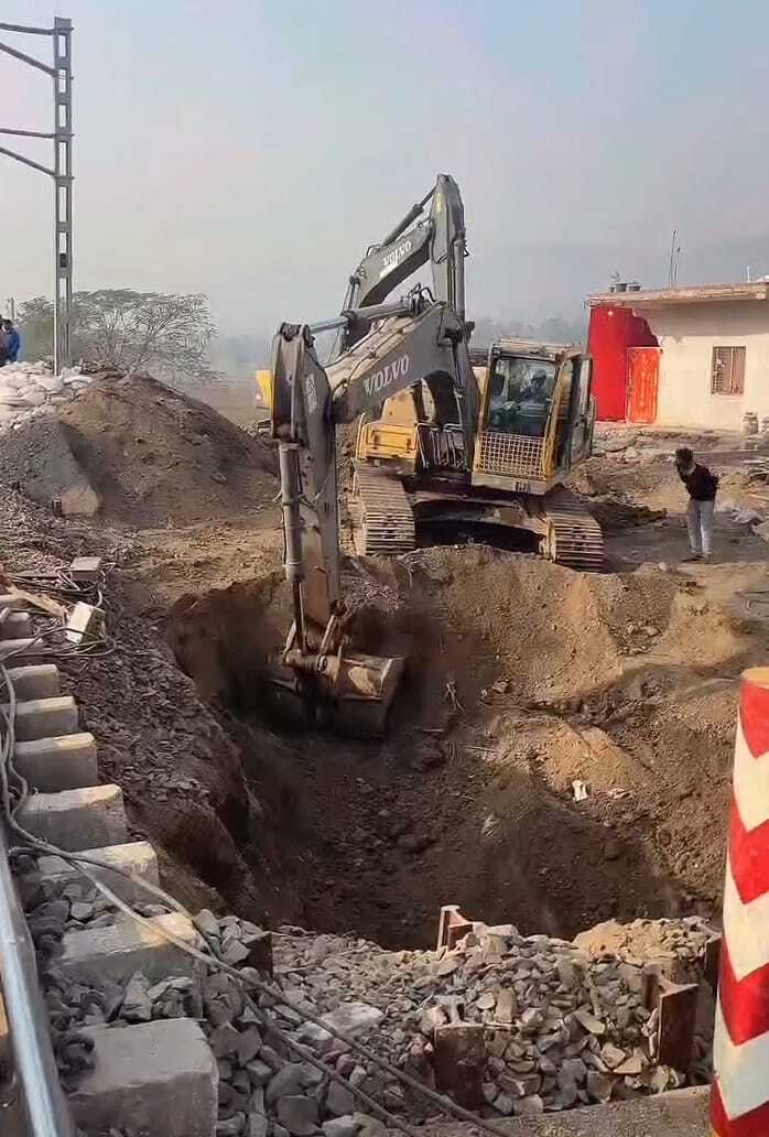 मेगा ब्लॉक. भागलपुर-साहिबगंज-बरहरवा के बीच कई ट्रेनें निरस्त, यात्री परेशान