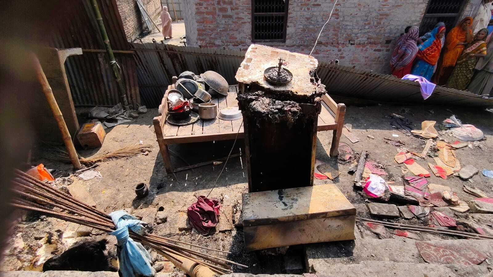 सात घर जले, 10 लाख की संपत्ति जली