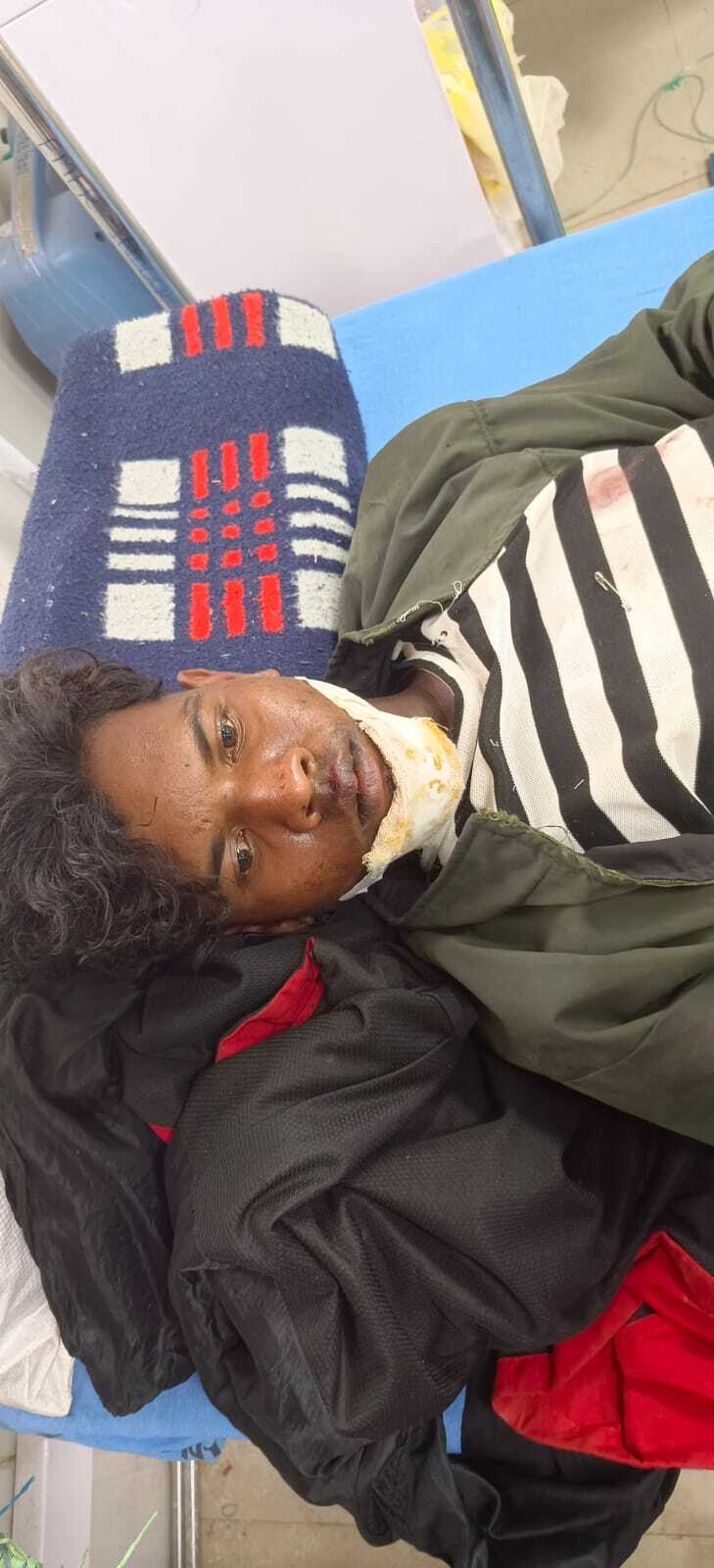 सड़क दुर्घटना में एक की मौत, तीन घायल