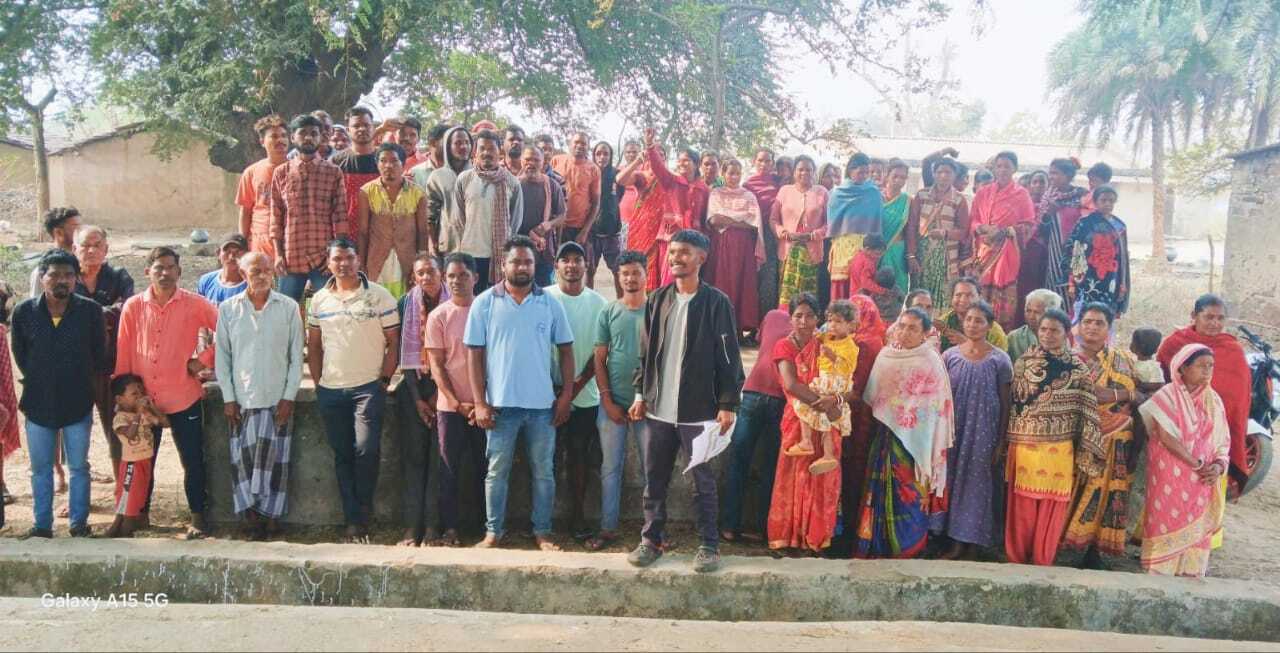 Chaibasa News : जोड़ापोखर व लोकेसाई के बीच नहीं बनने देंगे आरओबी