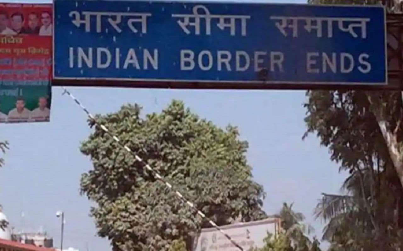 भारत-नेपाल बॉर्डर से गिरफ्तार हुआ मोहम्मद ताहिर, बैग से मिला सामान देख SSB जवान रह गए हैरान, गुप्त सूचना पर हुई थी कार्रवाई