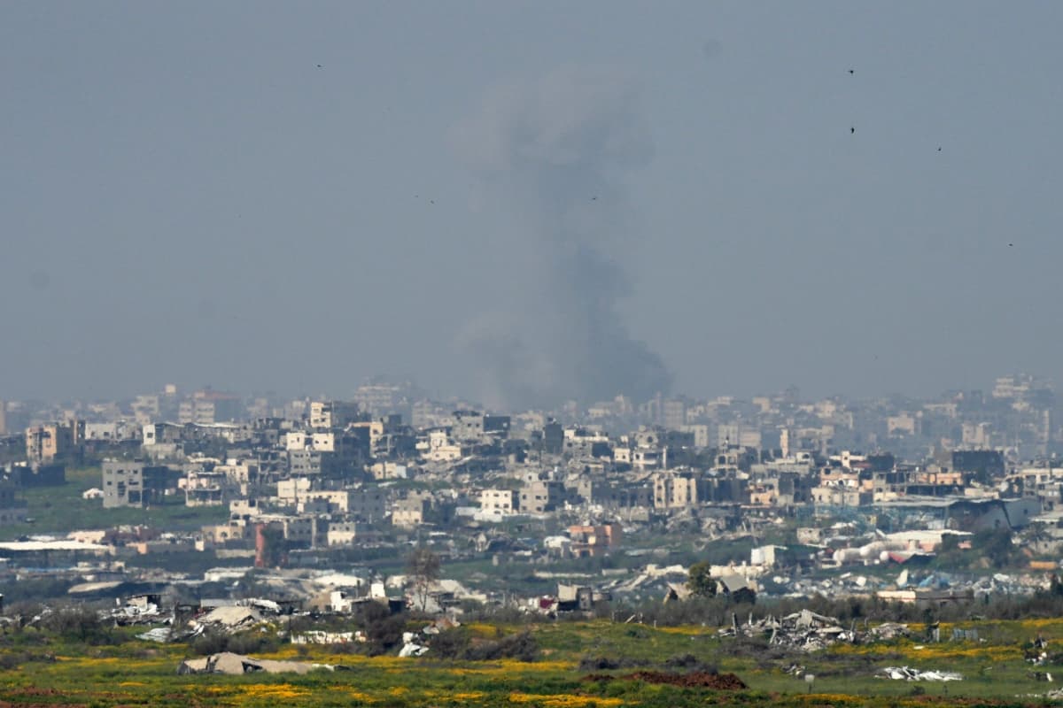Israel Heavy Bombardment: इजराइल ने गाजा पर फिर मचाई तबाही, रात भर बरसे बम, 400 से ज्यादा की मौत