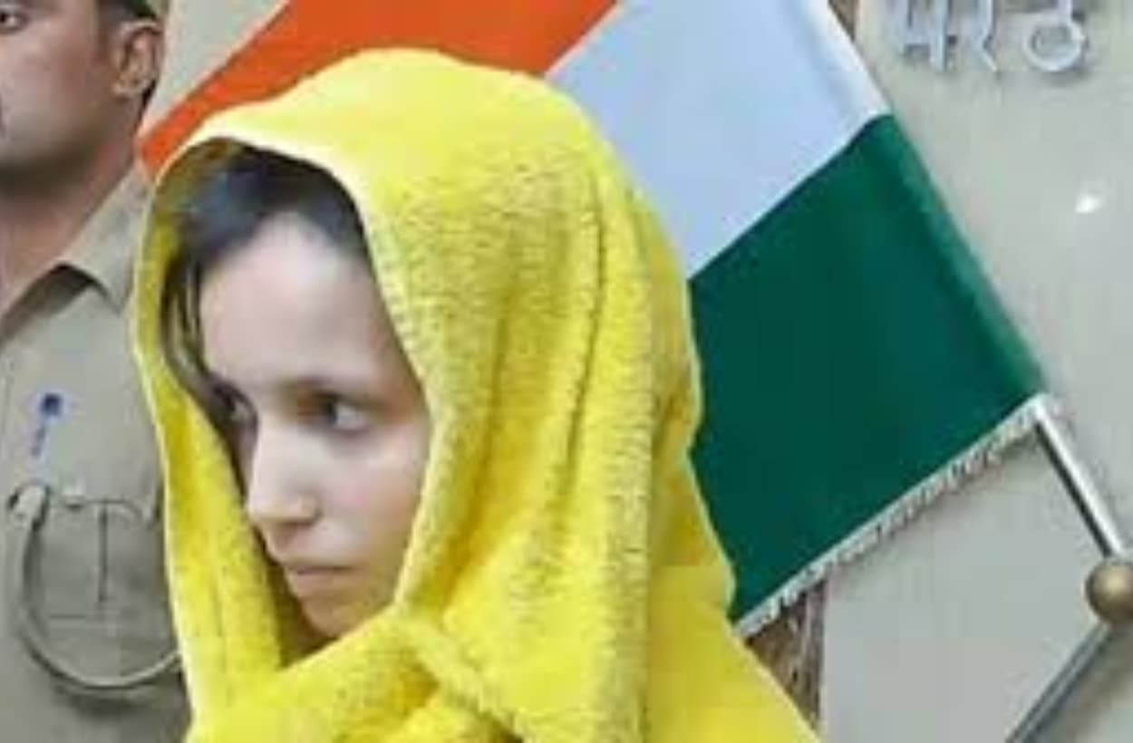 9वीं में हुई फेल, तीन बार घर से भागी… मुस्कान के कारनामे जानकार उड़ जाएगा होश