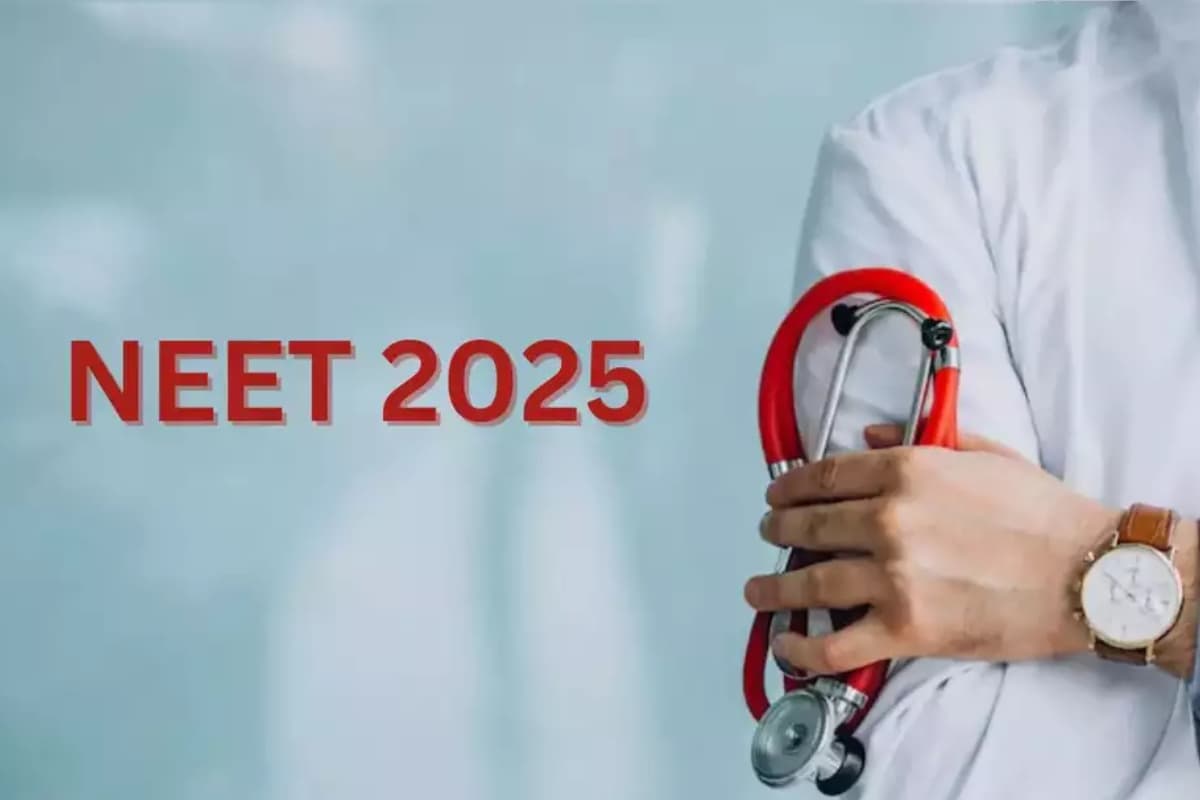 NEET UG 2025: नीट के फाॅर्म में हो गई है गलती तो मिलेगा सुधार का मौका, इन डिटेल्स में कर सकेंगे बदलाव