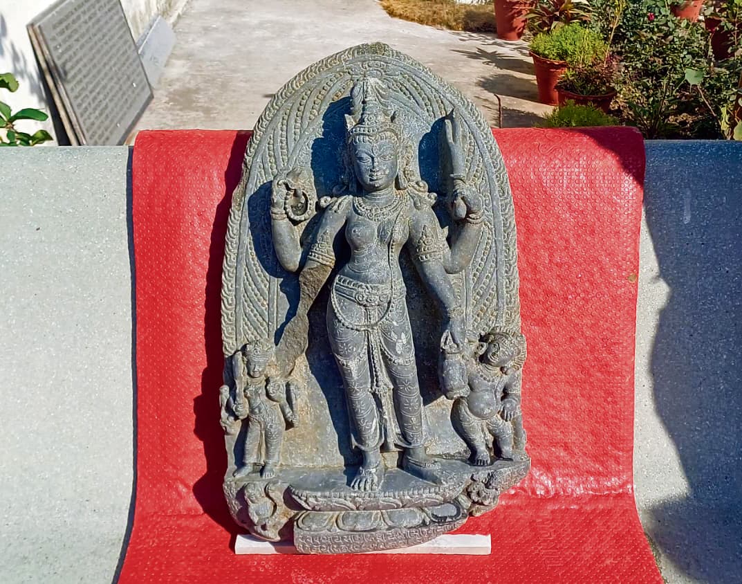 प्राचीन नालंदा में खुदाई के दौरान मिली दुर्लभ प्रतिमा