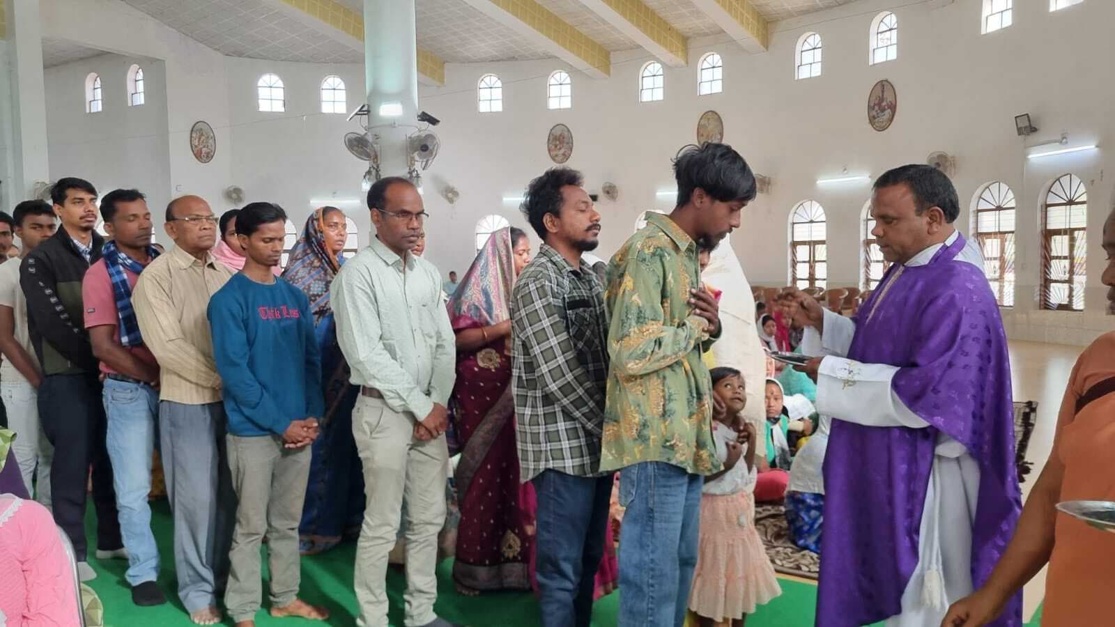 मसीही समुदाय ने मनाया राख बुधवार