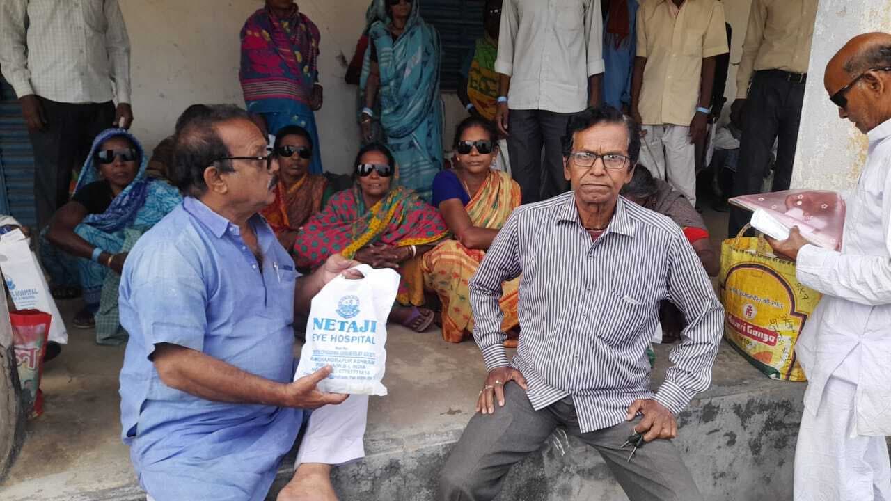 130 मरीज आंखों का ऑपरेशन कराकर सकुशल लटे नाला