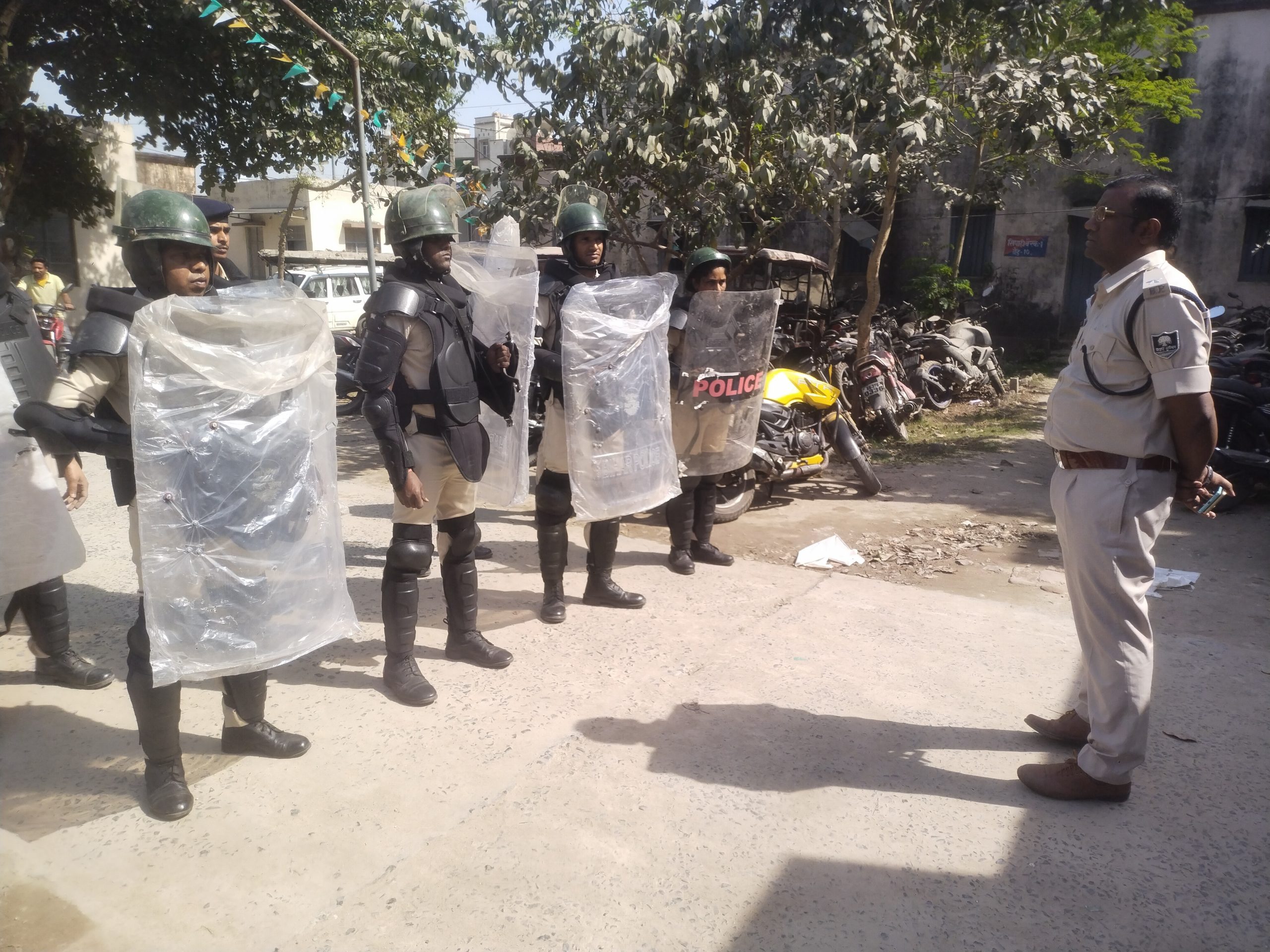 पुलिस पर हमले की घटना के बाद एसपी ने किया क्विक रिस्पॉन्स टीम का गठन