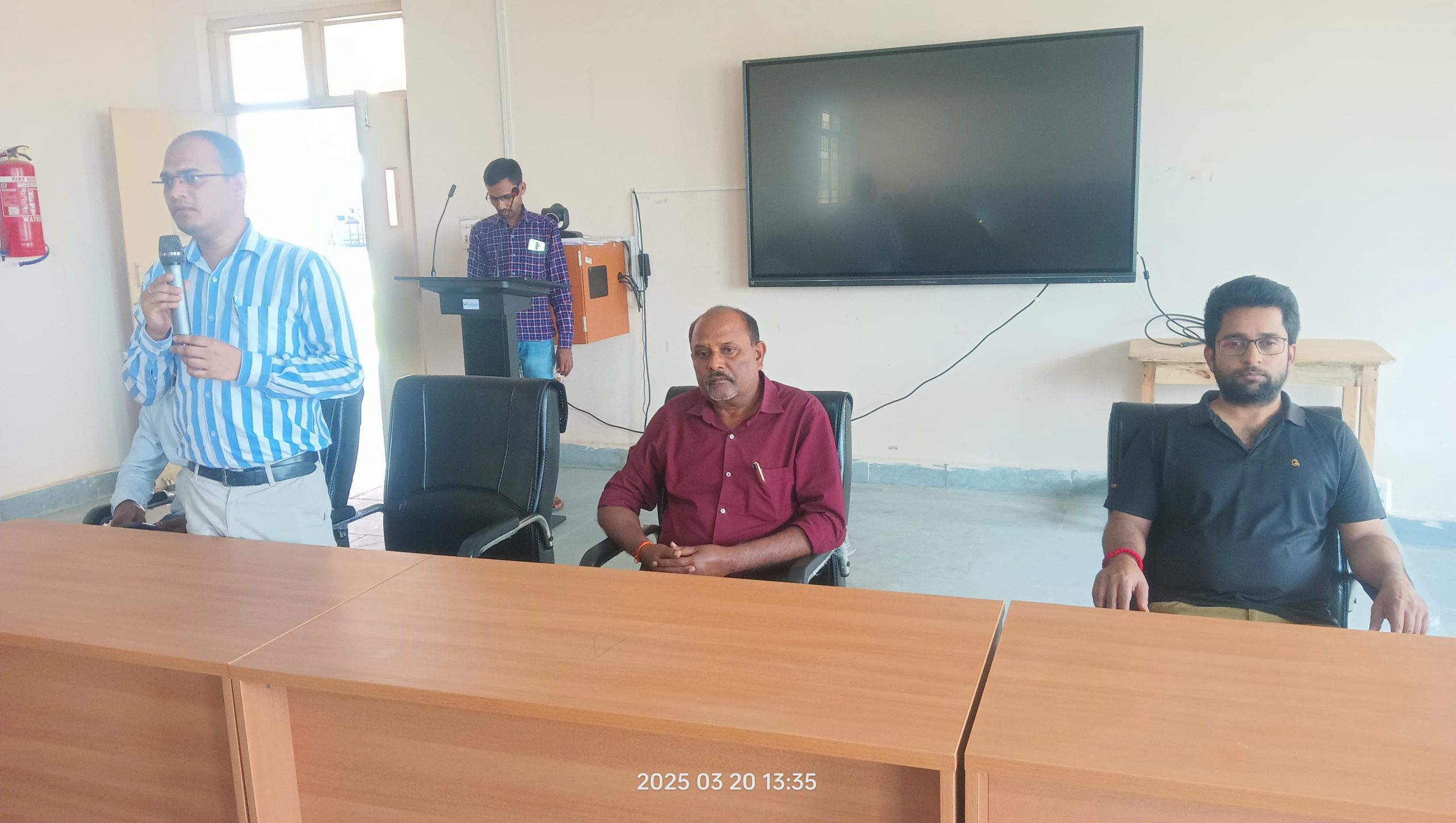 विलुप्त हो गयी गौरैया की घर वापसी के लिए जन भागीदारी जरूरी : डॉ रणजीत
