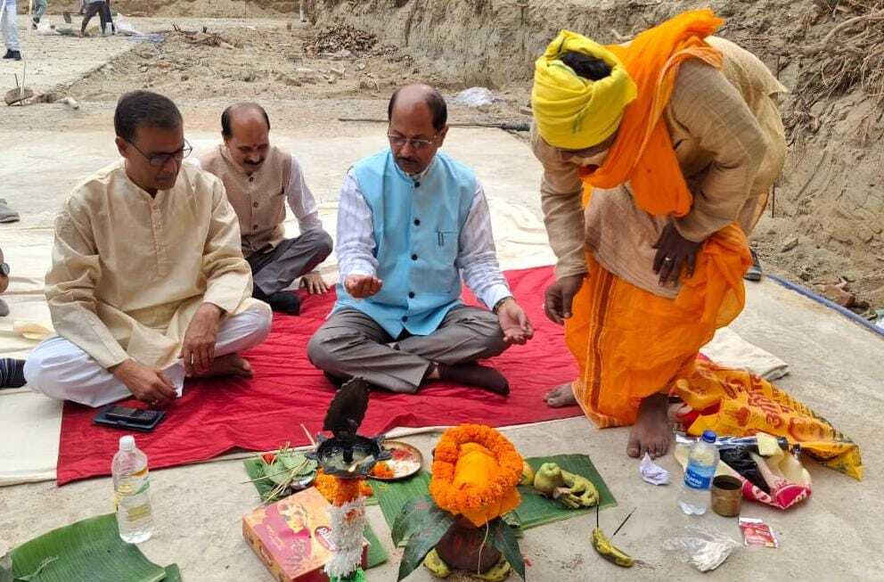 पीएस कॉलेज के अकादमी सह संगोष्ठी भवन का किया शिलान्यास