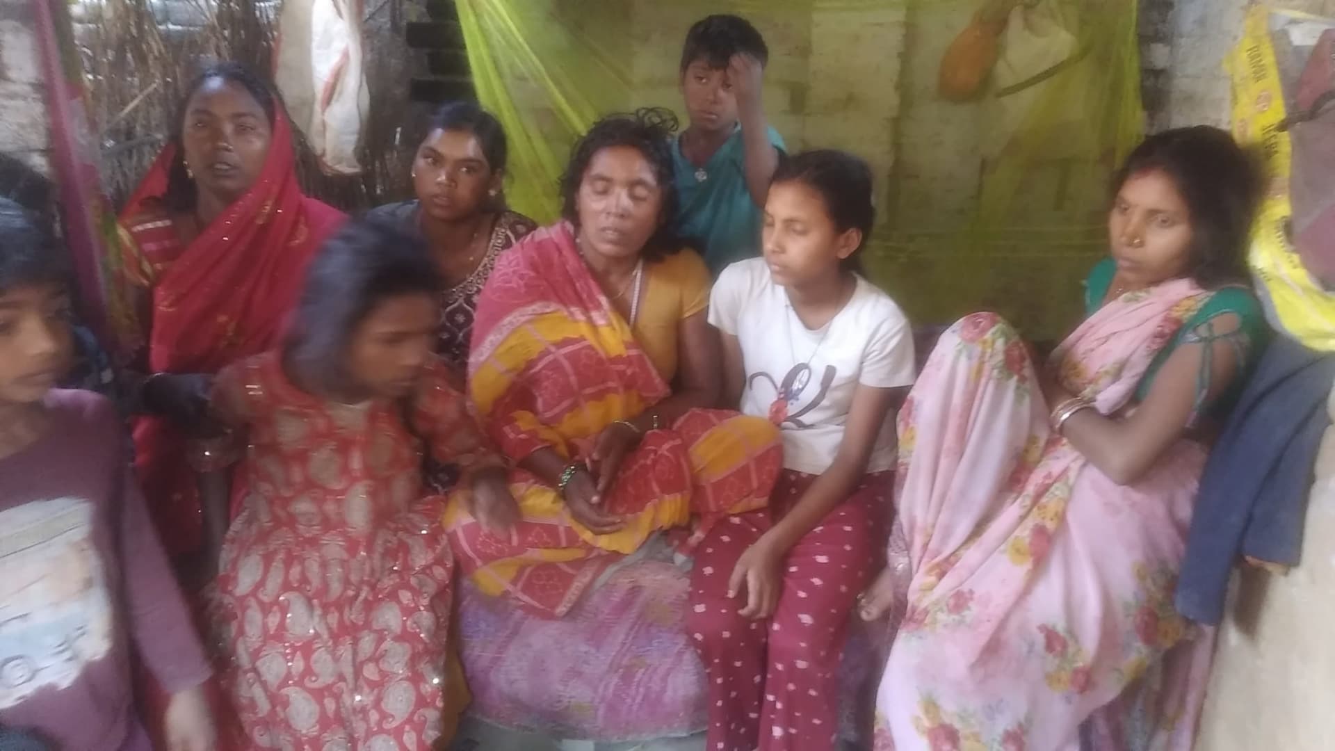 पैसों के लेन-देन में भाई-बहन की बेरहमी से पिटाई, इलाज के दौरान युवती की मौत
