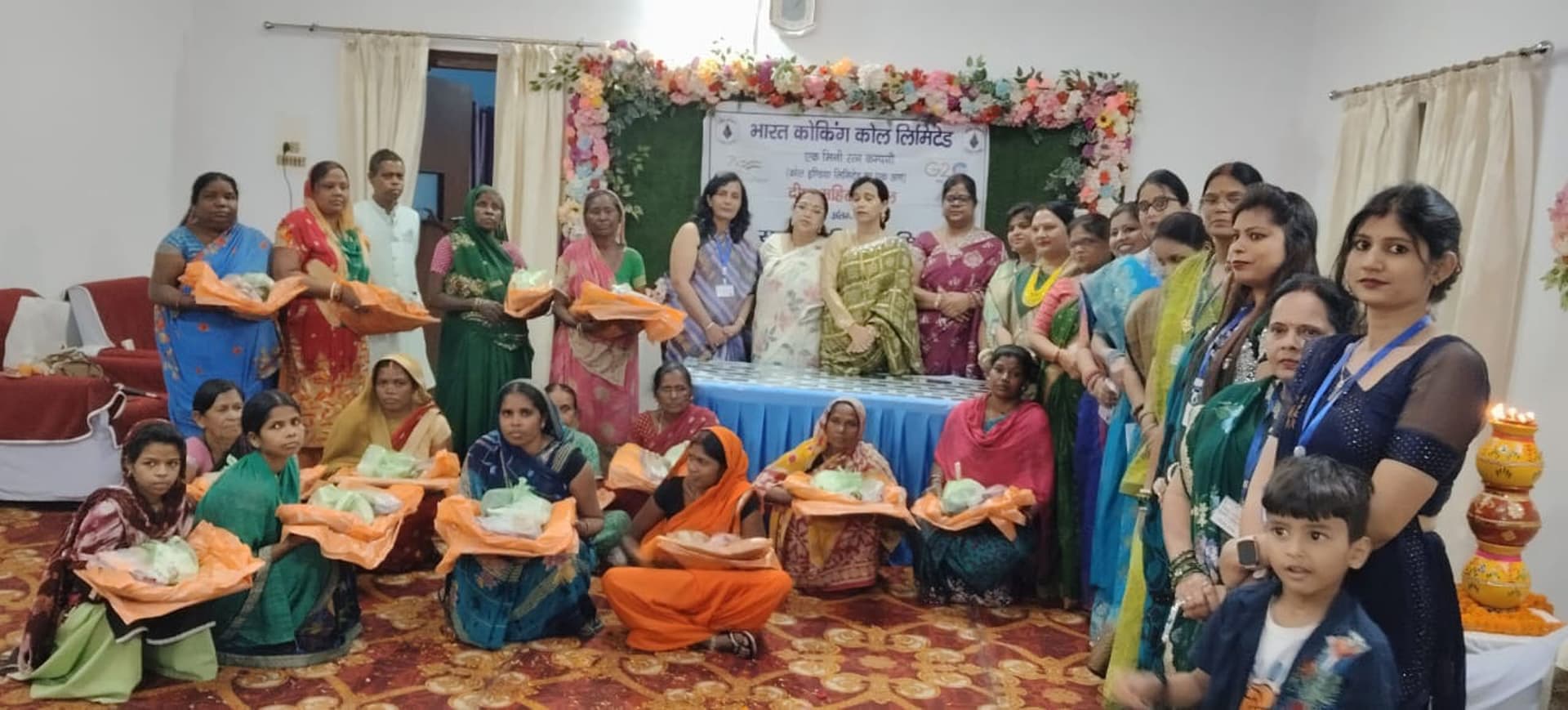 Dhanbad News: कल्याणकारी कार्य कर रही सुरभि महिला समिति : मिली दत्ता