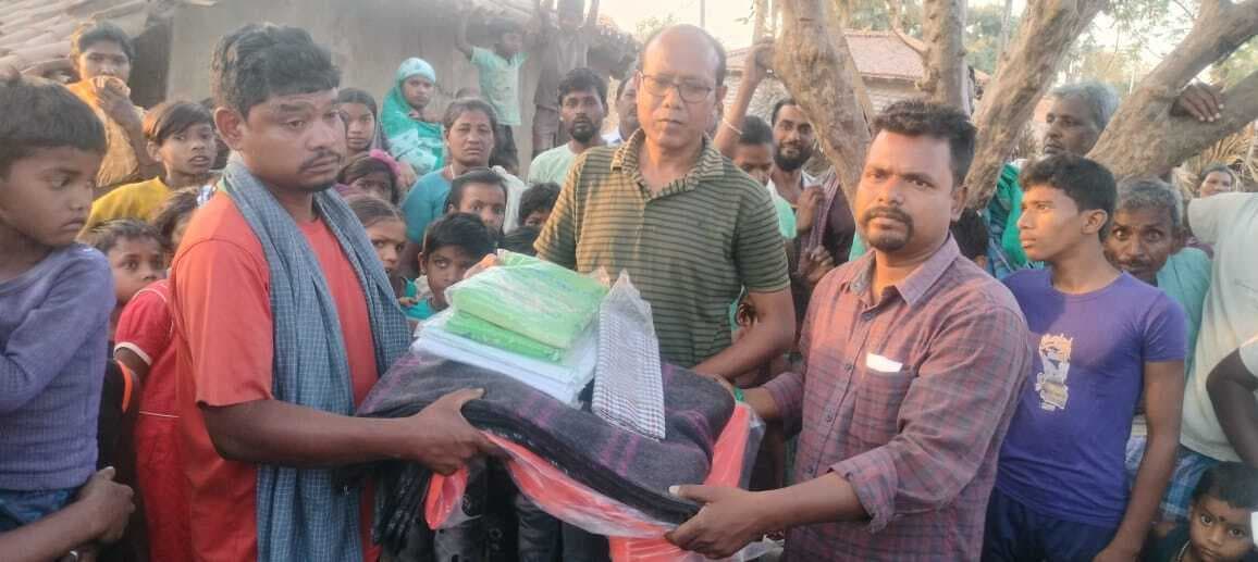 बच्चा पंचायत के मसानिया गांव में आग से घर जला