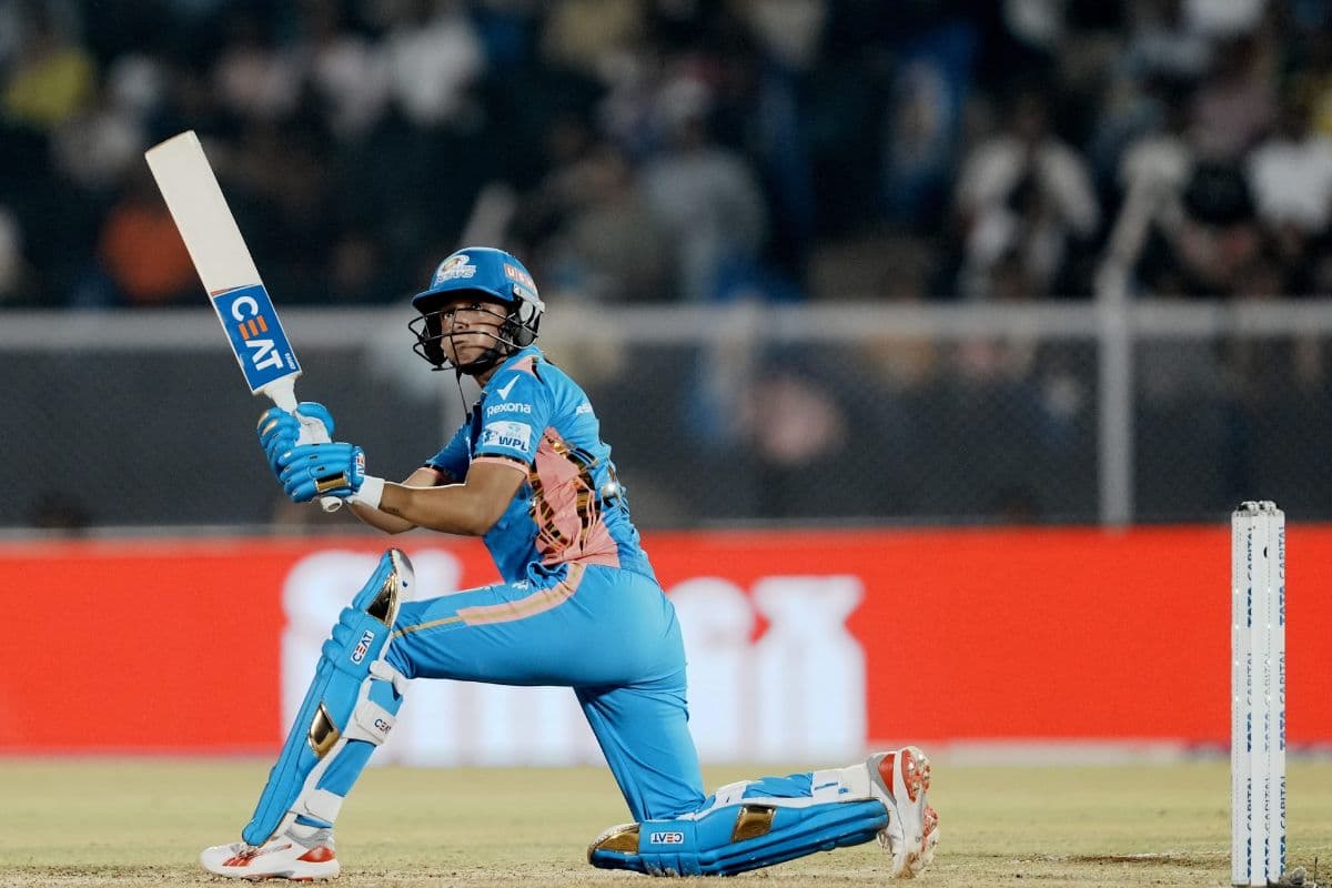 WPL Final 2025: हरमनप्रीत का अर्धशतक, मुंबई इंडियंस ने दिल्ली को दिया 150 का लक्ष्य