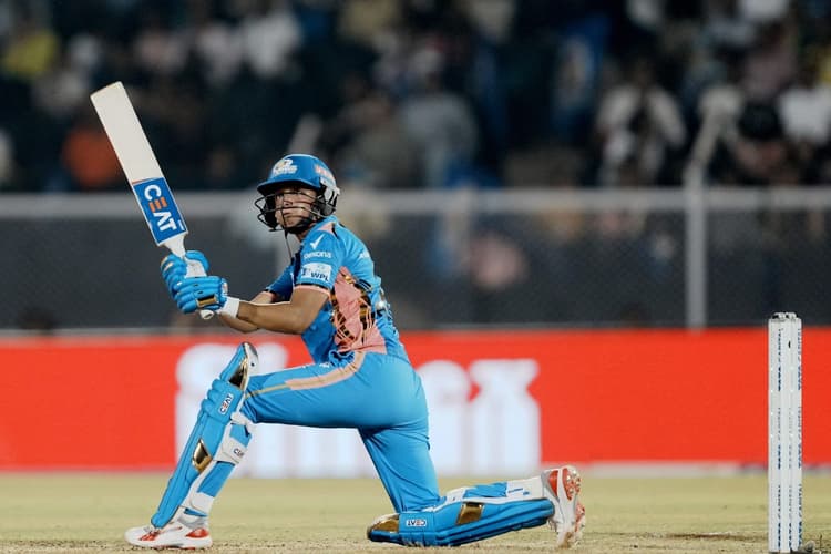 WPL Final 2025: हरमनप्रीत का अर्धशतक, मुंबई इंडियंस ने दिल्ली को दिया 150 का लक्ष्य