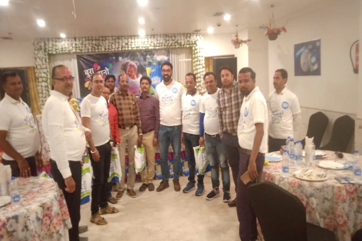 चास, बोकारो में होली मिलन समारोह धूमधाम से संपन्न