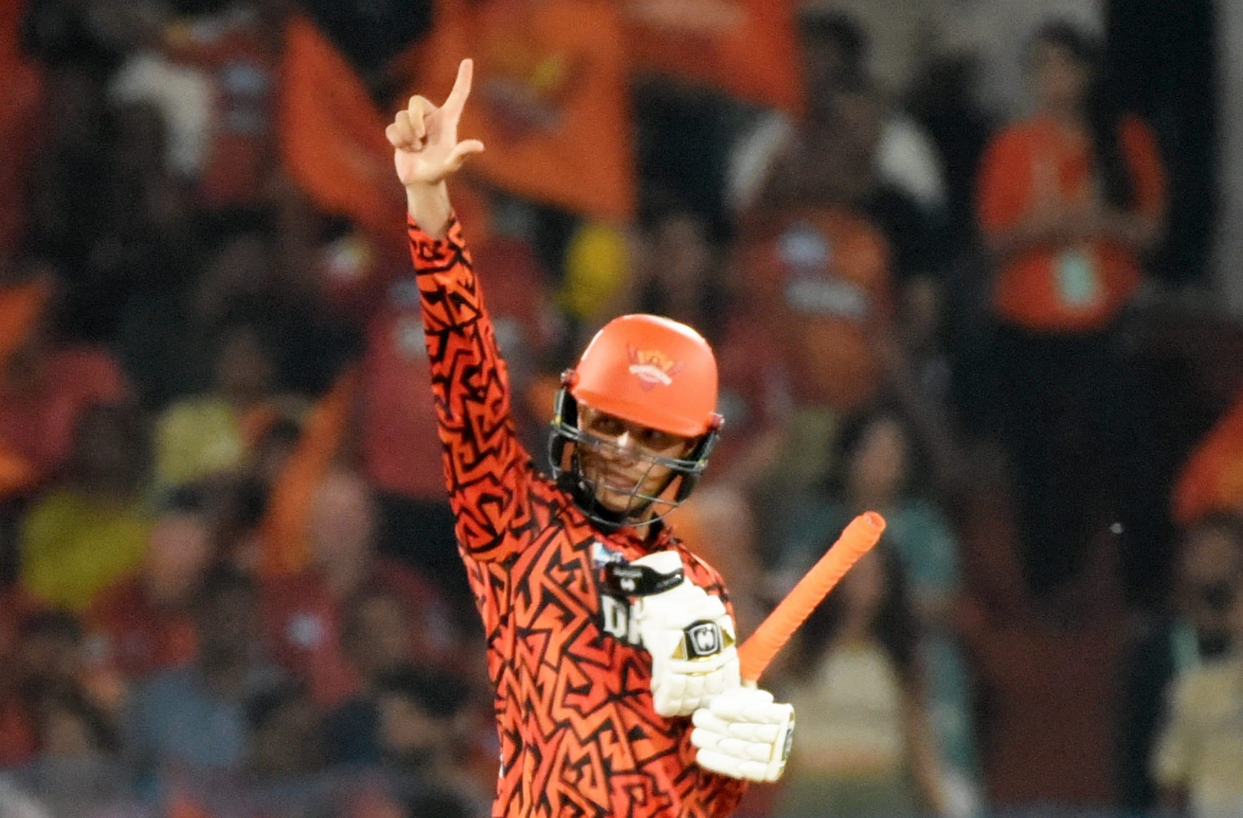 अभिषेक शर्मा ने बल्ले से लिखा इतिहास, शानदार शतक से बना दिए तीन गजब के रिकॉर्ड, लिस्ट देखें