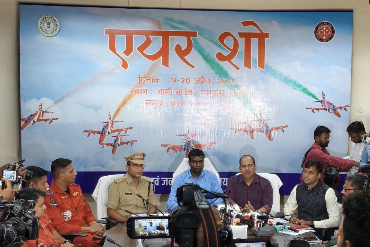 रांची में पहली बार आसमान में दिखेगा सेना का शौर्य, विमान से लहरेगा तिरंगा, देखते रह जाएंगे जांबाजों का हवाई करतब